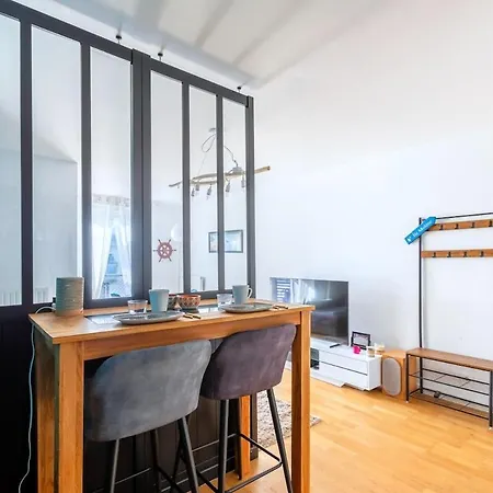 Beautiful 2 Bedroom In Ideal For Professionals Palaiseau