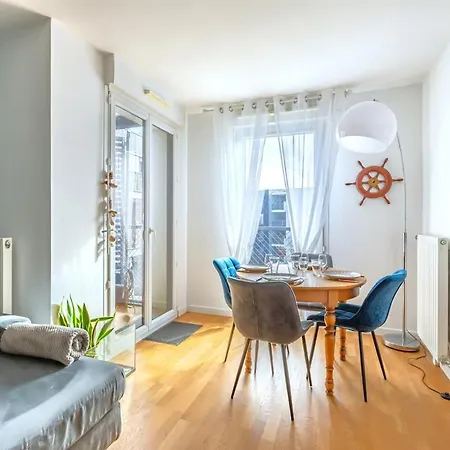 Beautiful 2 Bedroom In Ideal For Professionals Palaiseau