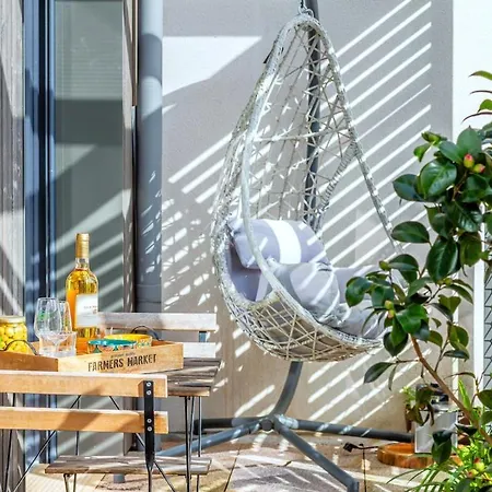 Beautiful 2 Bedroom In Ideal For Professionals * Palaiseau